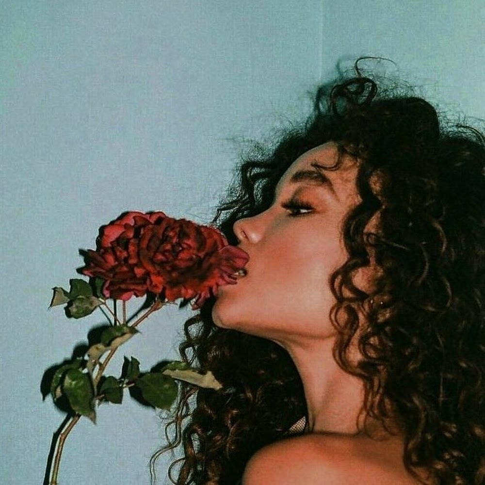 Meet your Posher, Alia